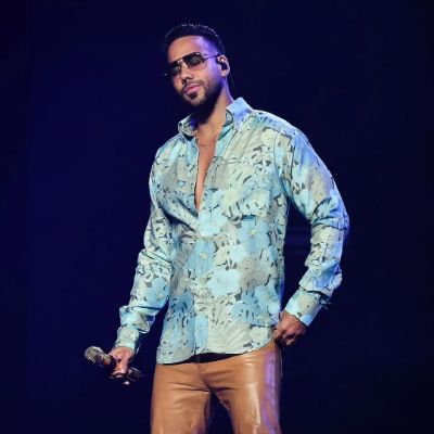 Romeo Santos welcomed a son with a mystery woman in 2002.